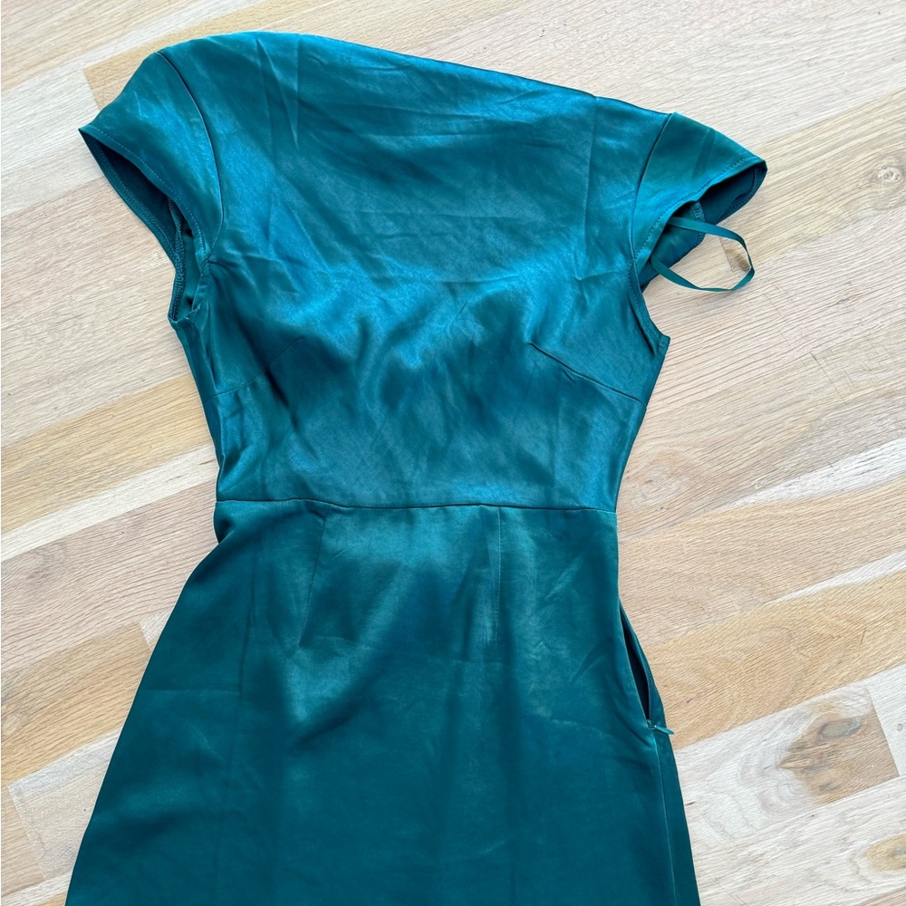Green dress